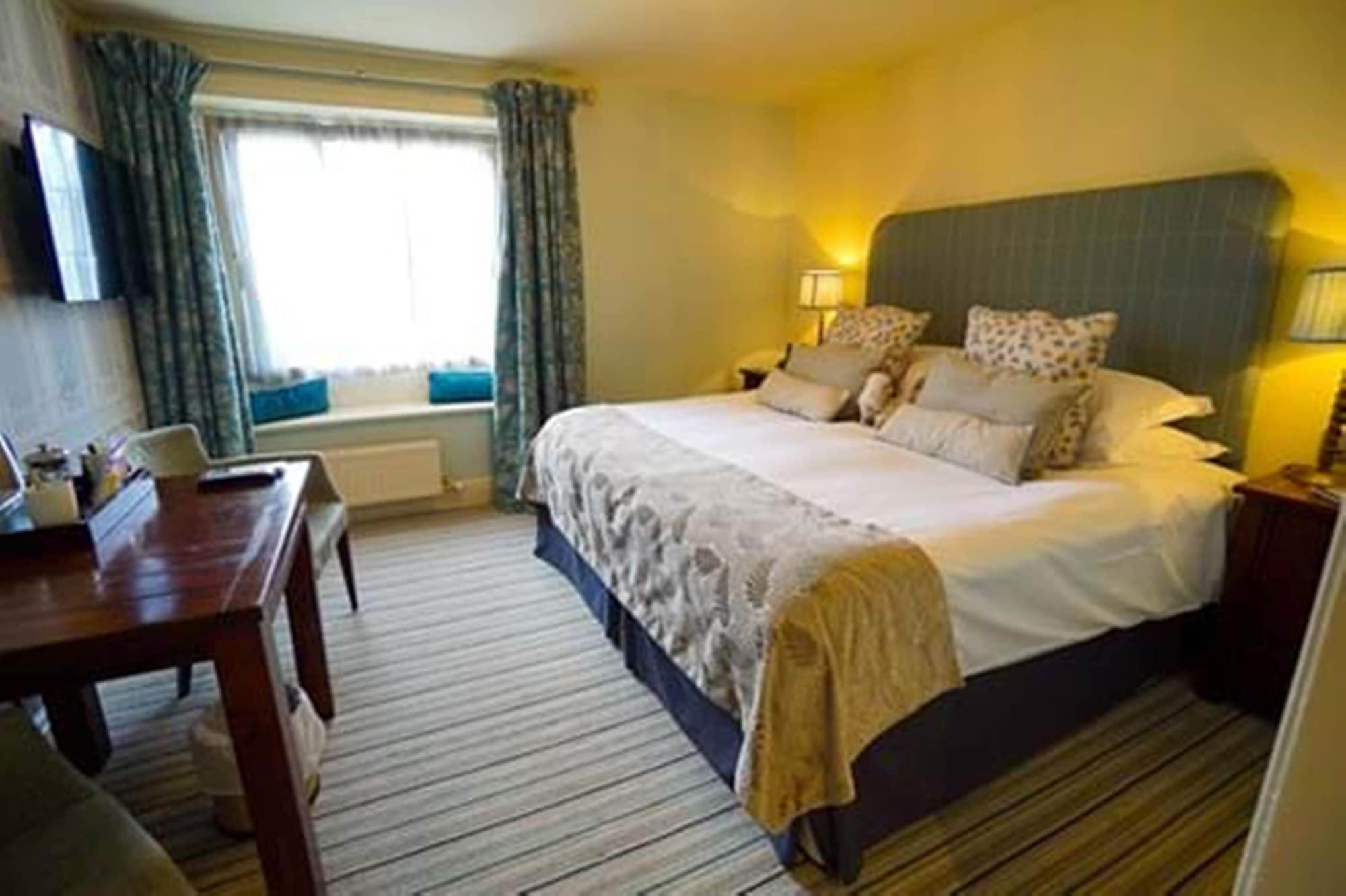 Feversham Arms Hotel & Verbena Spa Helmsley Exterior photo