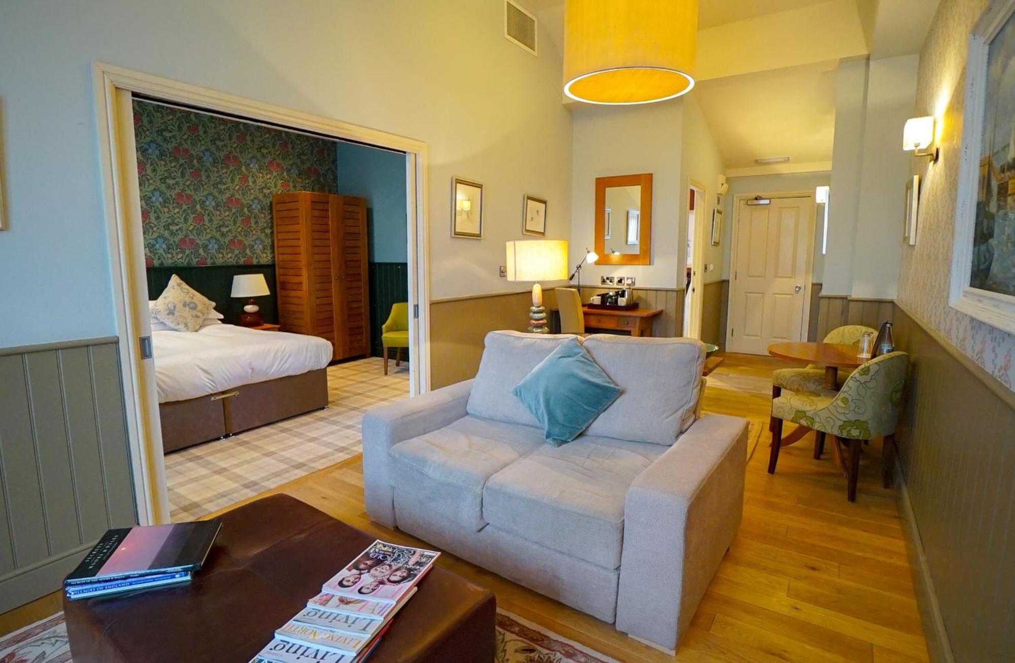 Feversham Arms Hotel & Verbena Spa Helmsley Room photo
