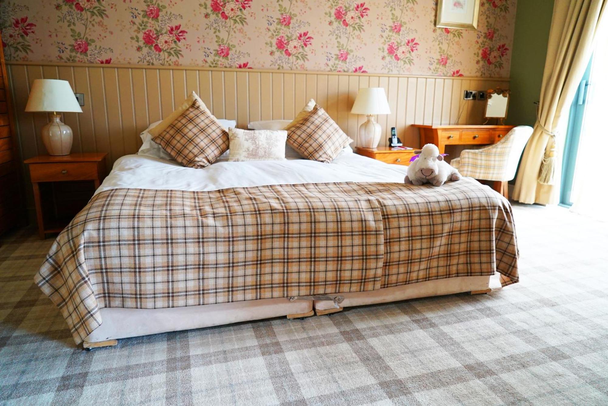 Feversham Arms Hotel & Verbena Spa Helmsley Room photo